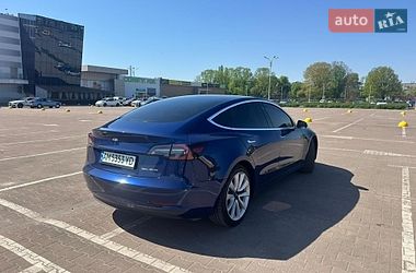 Седан Tesla Model 3 2020 в Житомире