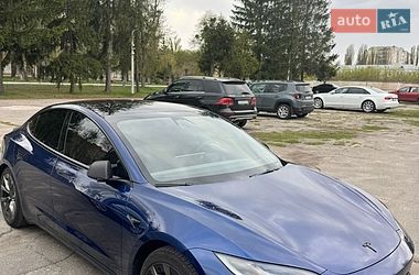 Седан Tesla Model 3 2024 в Киеве