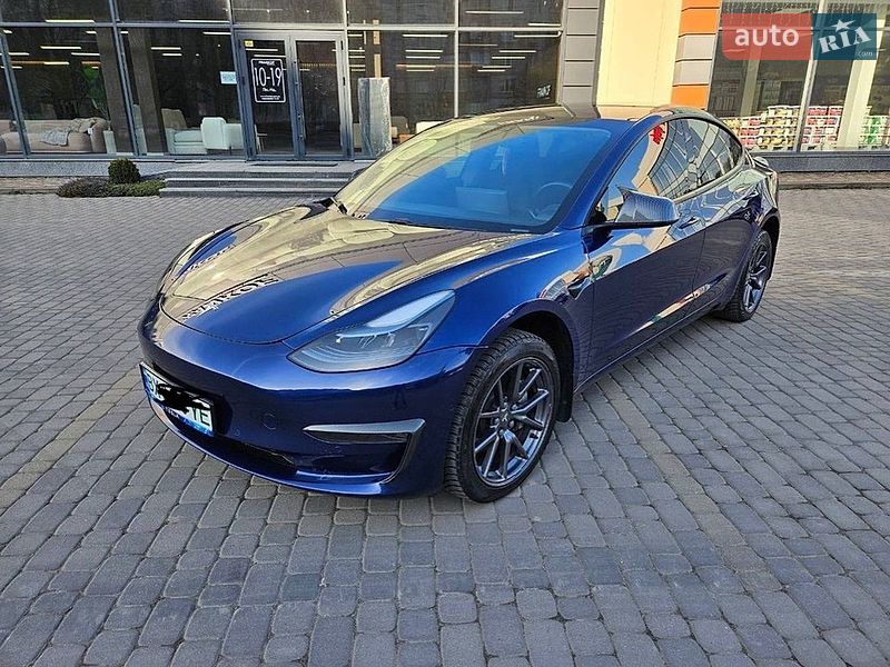 2020 Tesla Model-3, VIN 5YJ3E7EB8MF847129:plate — zdjęcie 1 (autoria)