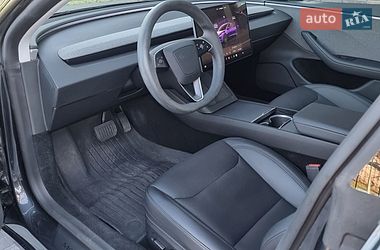 Седан Tesla Model 3 2024 в Дніпрі