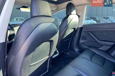 Седан Tesla Model 3 2021 в Львові фото 36 Седан Tesla Model 3 2021 в Львові