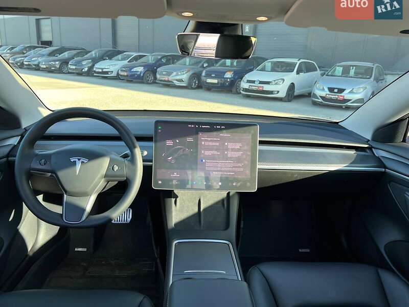 Седан Tesla Model 3 2021 в Львові фото 39 Седан Tesla Model 3 2021 в Львові