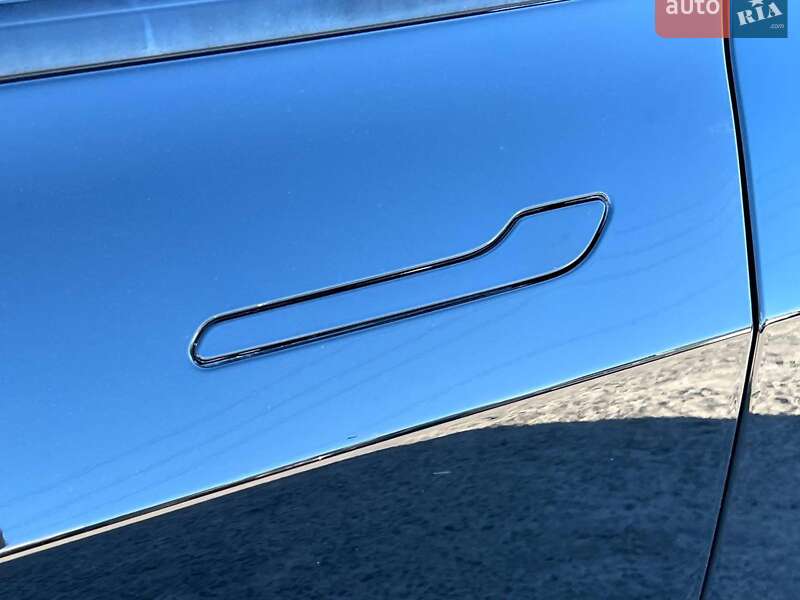 Седан Tesla Model 3 2021 в Львові фото 16 Седан Tesla Model 3 2021 в Львові