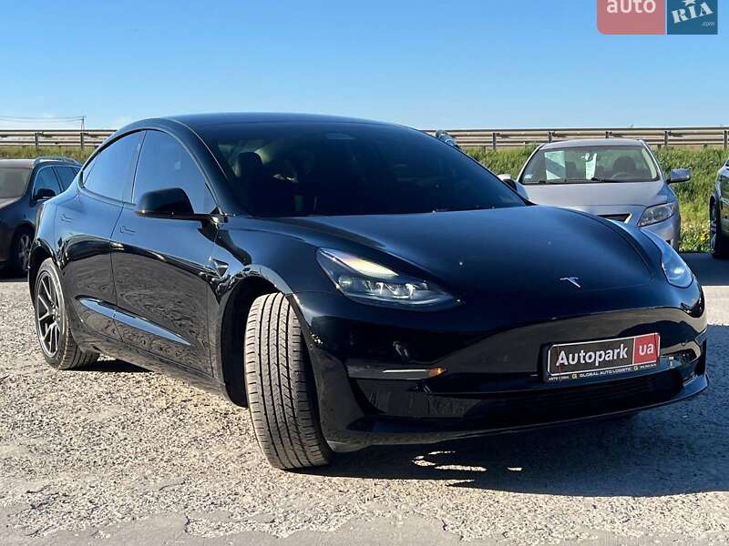 Седан Tesla Model 3 2021 в Львові фото 3 Седан Tesla Model 3 2021 в Львові