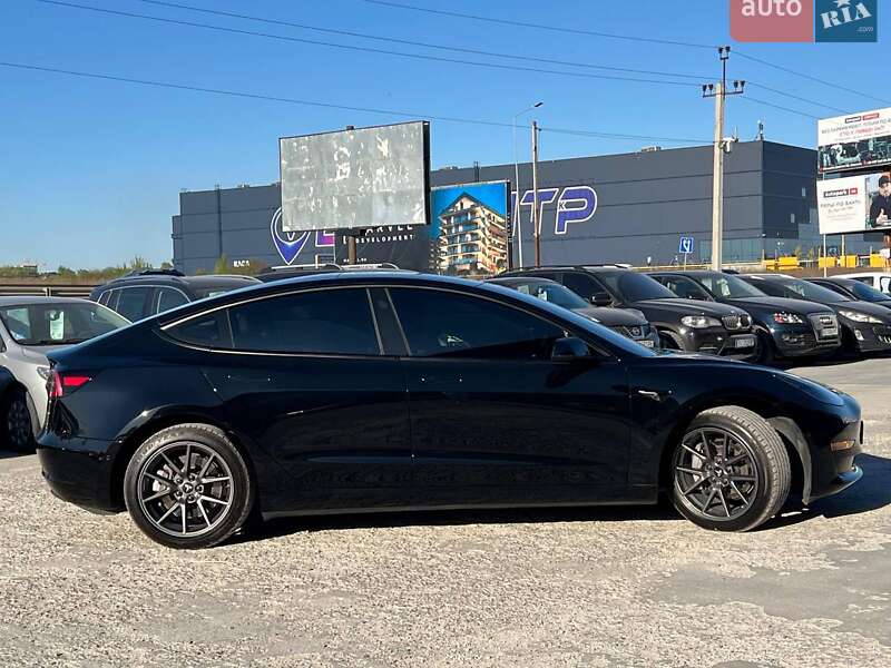 Седан Tesla Model 3 2021 в Львові фото 11 Седан Tesla Model 3 2021 в Львові