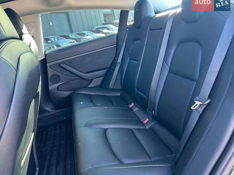 Седан Tesla Model 3 2021 в Львові фото 37 Седан Tesla Model 3 2021 в Львові