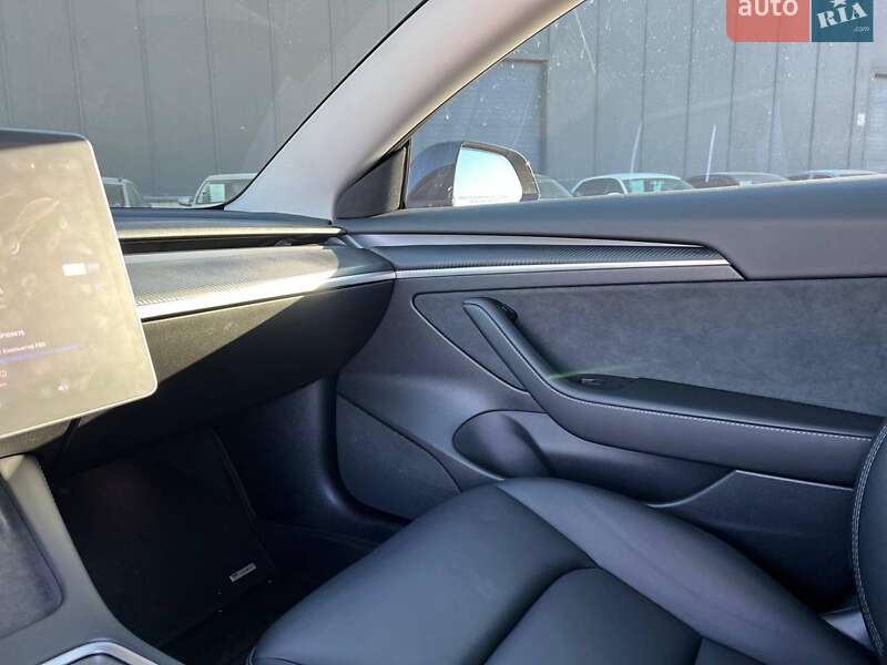 Седан Tesla Model 3 2021 в Львові фото 32 Седан Tesla Model 3 2021 в Львові