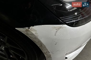 Седан Tesla Model 3 2022 в Дніпрі