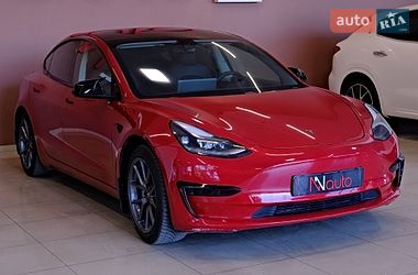 Седан Tesla Model 3 2021 в Одесі