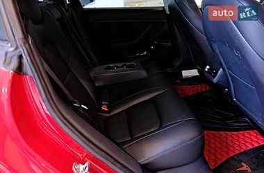 Седан Tesla Model 3 2021 в Одесі