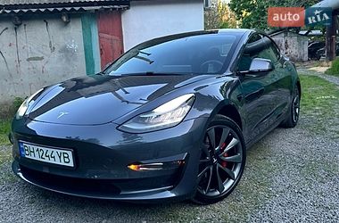 Седан Tesla Model 3 2019 в Одессе