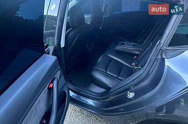 Седан Tesla Model 3 2019 в Одессе