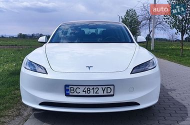 Седан Tesla Model 3 2024 в Стрые
