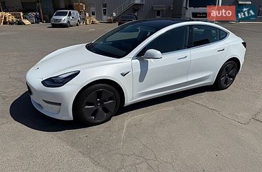 Седан Tesla Model 3 2018 в Києві