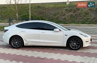 Седан Tesla Model 3 2019 в Ирпене
