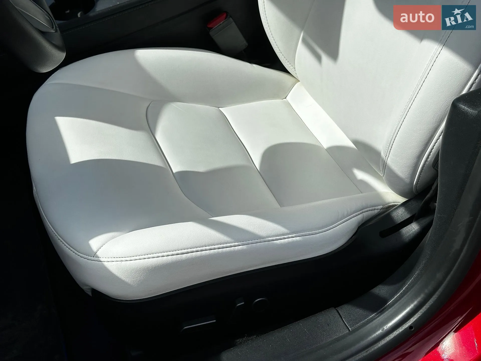 2020 Tesla Model 3 - мініатюра 27