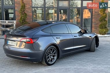 Седан Tesla Model 3 2021 в Вінниці
