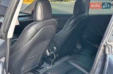 Седан Tesla Model 3 2021 в Вінниці