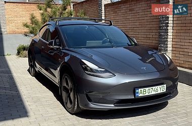 Седан Tesla Model 3 2019 в Вінниці