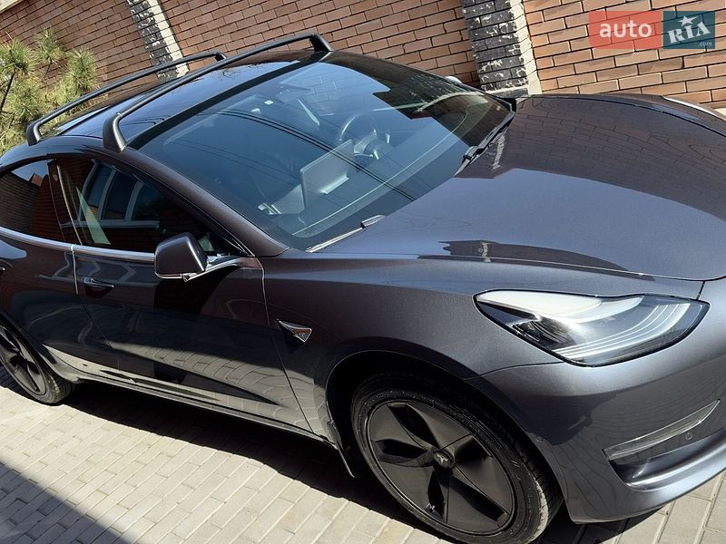 Седан Tesla Model 3 2019 в Вінниці