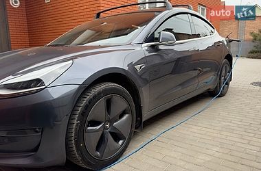 Седан Tesla Model 3 2019 в Вінниці