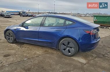Седан Tesla Model 3 2023 в Львові