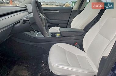Седан Tesla Model 3 2023 в Львові
