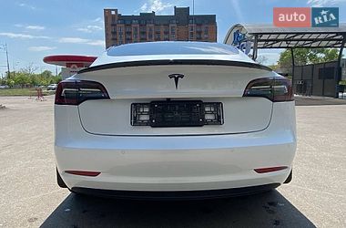 Седан Tesla Model 3 2021 в Днепре