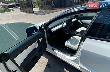 Седан Tesla Model 3 2021 в Днепре
