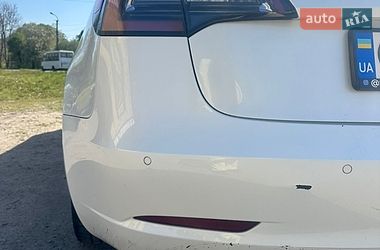 Седан Tesla Model 3 2020 в Ніжині