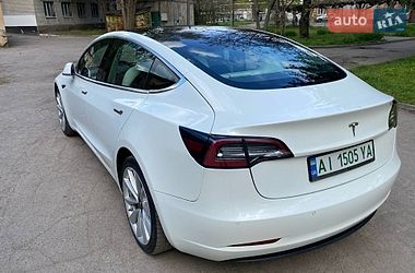 Седан Tesla Model 3 2019 в Днепре