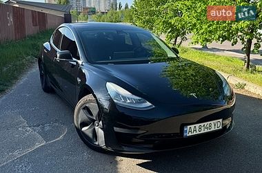Седан Tesla Model 3 2019 в Києві