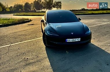 Седан Tesla Model 3 2024 в Киеве