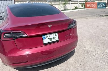 Седан Tesla Model 3 2021 в Киеве