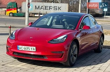Седан Tesla Model 3 2019 в Луцке