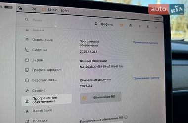 Седан Tesla Model 3 2019 в Луцке