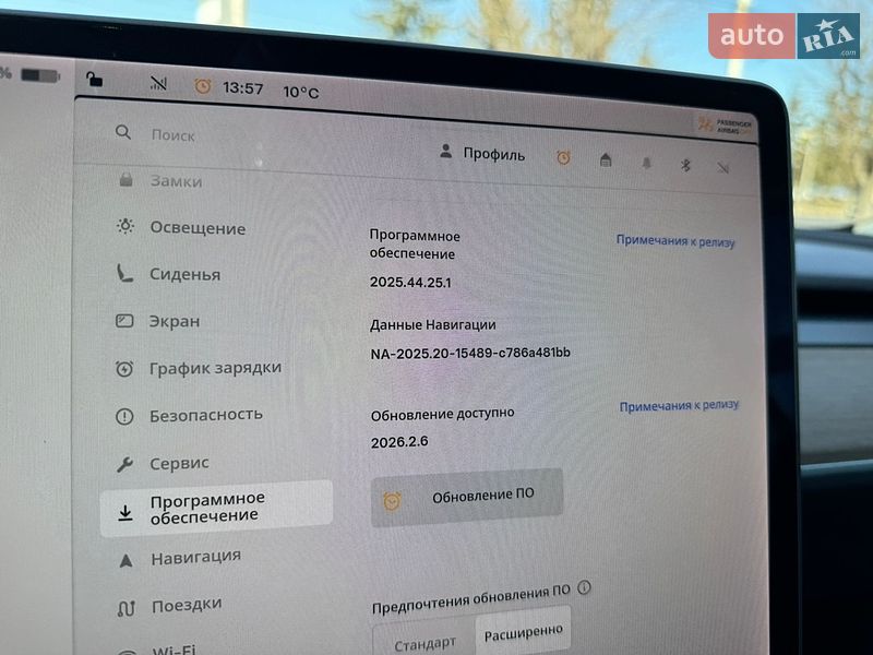 Седан Tesla Model 3 2019 в Луцке