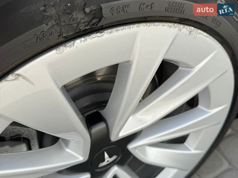 Седан Tesla Model 3 2023 в Софиевской Борщаговке
