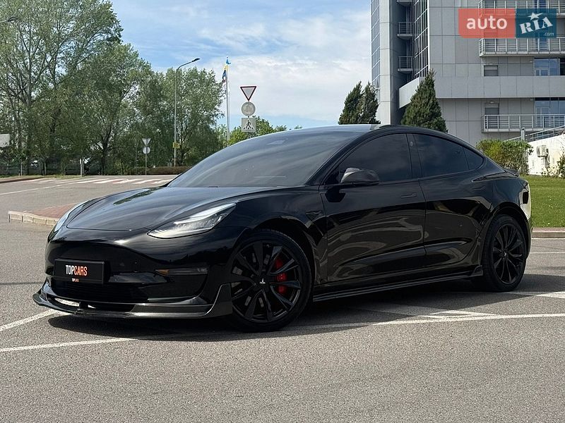 Tesla Model 3 2019