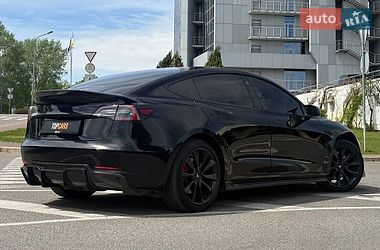 Седан Tesla Model 3 2019 в Києві