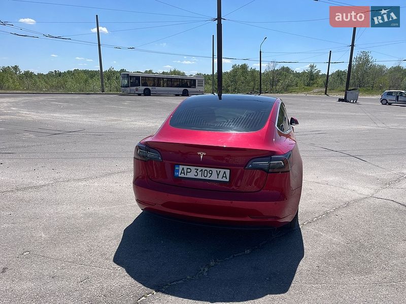 Седан Tesla Model 3 2020 в Запорожье