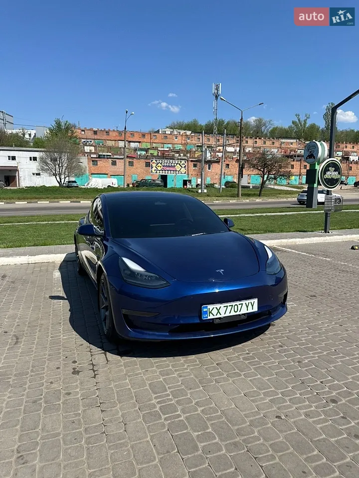 2022 Tesla Model 3 - мініатюра 11