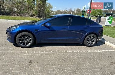 Седан Tesla Model 3 2023 в Харкові