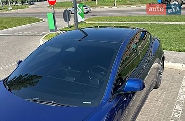 Седан Tesla Model 3 2023 в Харкові