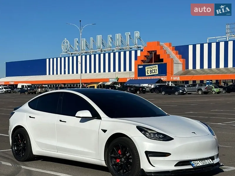 Tesla Model 3