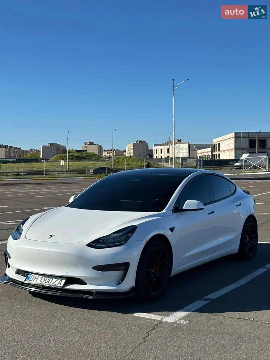 2017 Tesla Model 3 - мініатюра 3