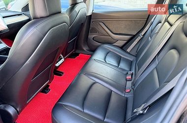 Седан Tesla Model 3 2018 в Вінниці
