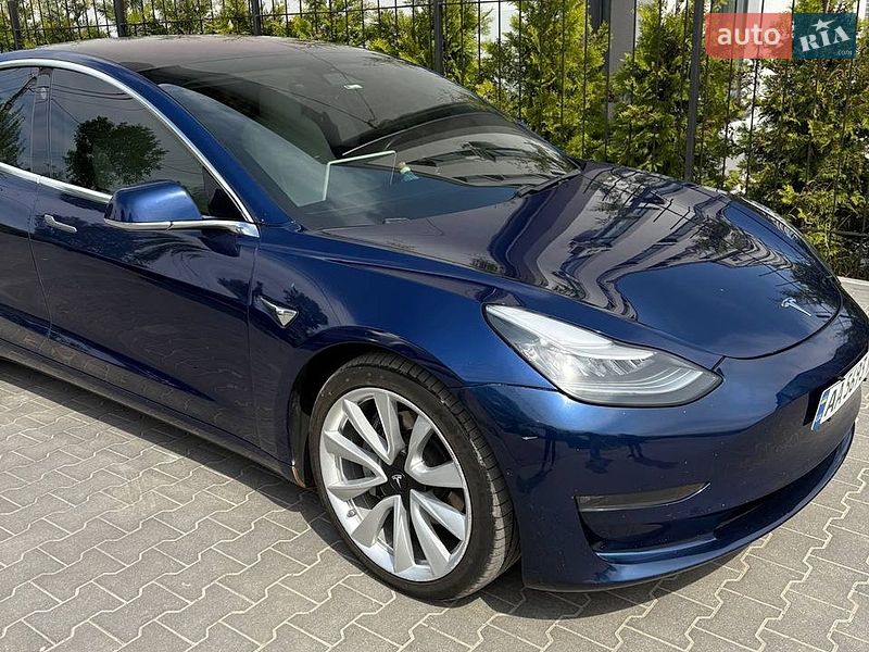 Tesla Model 3 2018