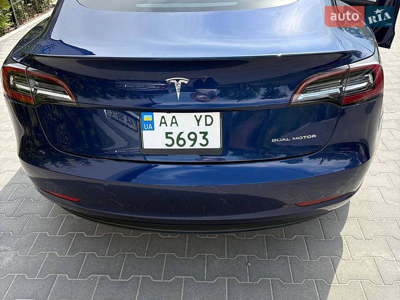 Седан Tesla Model 3 2018 в Киеве фото 5 Седан Tesla Model 3 2018 в Киеве
