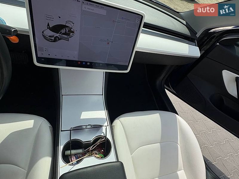 Седан Tesla Model 3 2018 в Киеве фото 13 Седан Tesla Model 3 2018 в Киеве